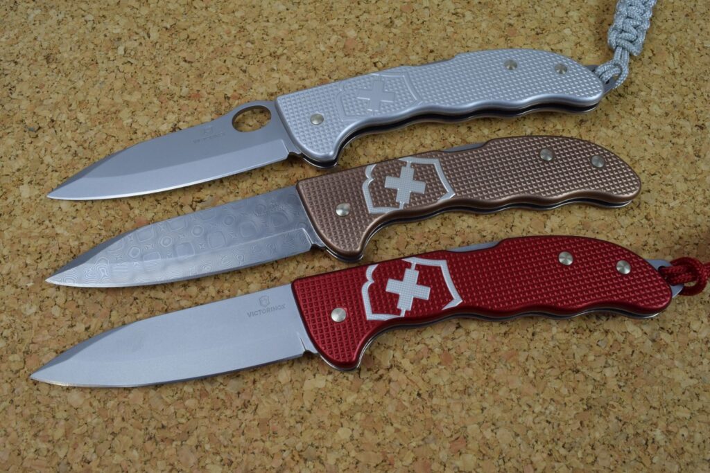 Victorinox alox discount hunter pro red